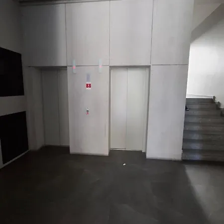 Apartment Aviatori 7 *